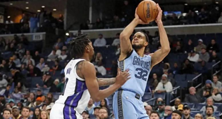 从场均3+2到10+6，开拓者弃将“人挪活”，球迷：杨瀚森也试试？